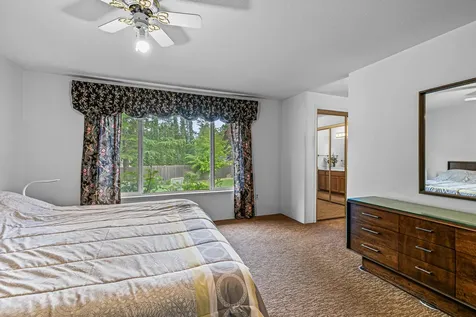 4579 Eagle Trace Drive Medford OR 97504