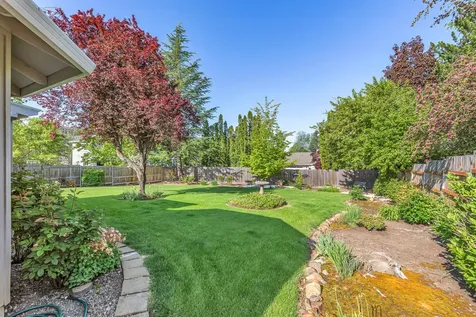 4579 Eagle Trace Drive Medford OR 97504