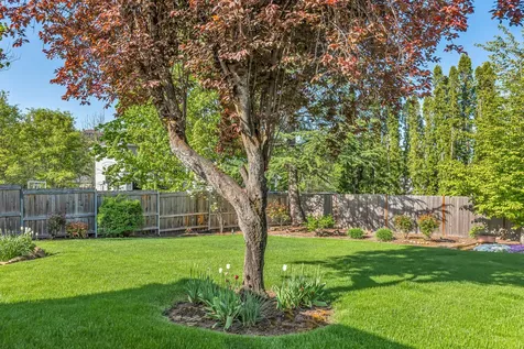 4579 Eagle Trace Drive Medford OR 97504