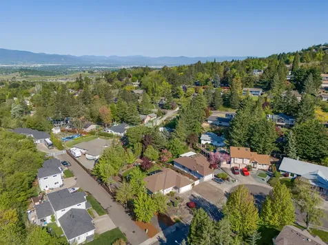 4579 Eagle Trace Drive Medford OR 97504