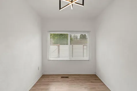 517 Spencer Street Medford OR 97504