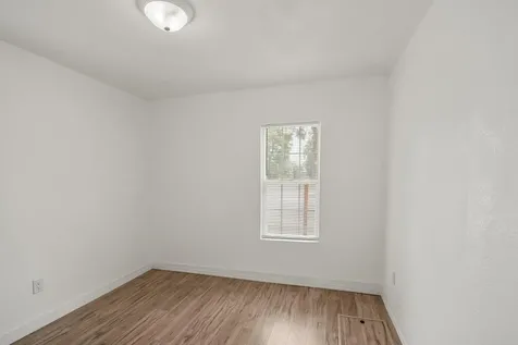 517 Spencer Street Medford OR 97504