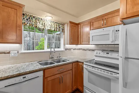 728 Brookside Circle Rogue River OR 97537