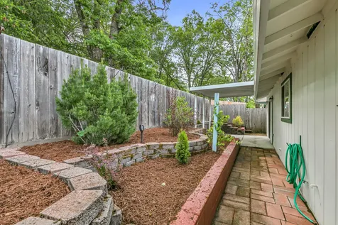 728 Brookside Circle Rogue River OR 97537