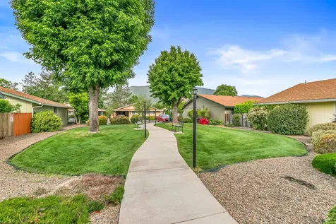 728 Brookside Circle Rogue River OR 97537
