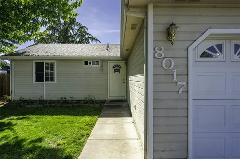 8017 Thunderhead Avenue White City OR 97503
