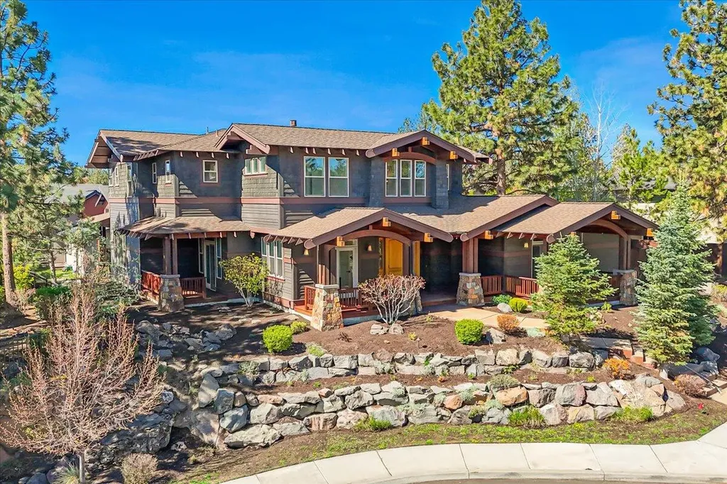 2441 NW Sacagawea Lane Bend OR 97703