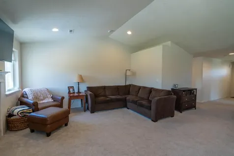3363 NW 16th Street Redmond OR 97756