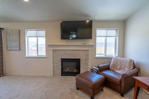 3363 NW 16th Street Redmond OR 97756