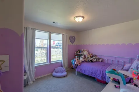 3363 NW 16th Street Redmond OR 97756