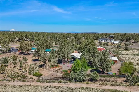 12400 SW Peninsula Drive Terrebonne OR 97760