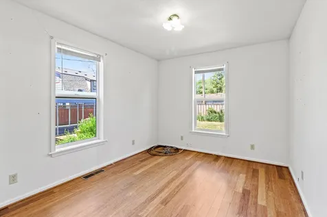 718 SW J Street Grants Pass OR 97526