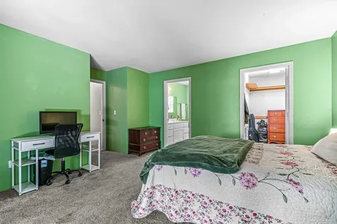 1099 Oak Knoll Drive Ashland OR 97520