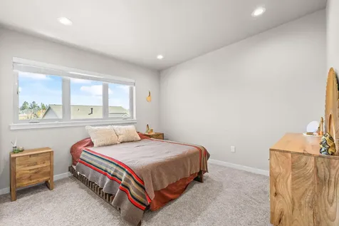 3606 SW Badger Avenue Redmond OR 97756