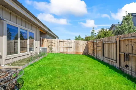 3606 SW Badger Avenue Redmond OR 97756