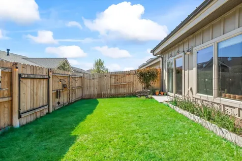 3606 SW Badger Avenue Redmond OR 97756