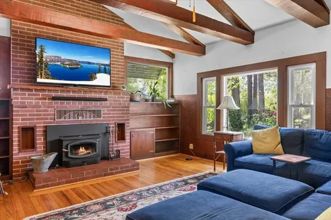 2368 Upper River Road Loop Grants Pass OR 97526