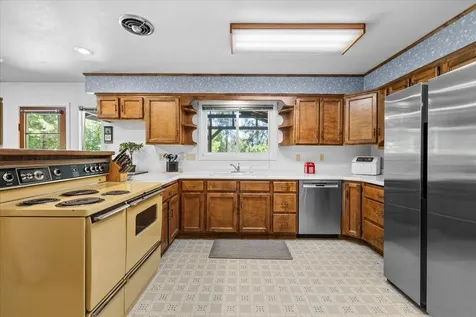 2368 Upper River Road Loop Grants Pass OR 97526