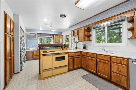 2368 Upper River Road Loop Grants Pass OR 97526