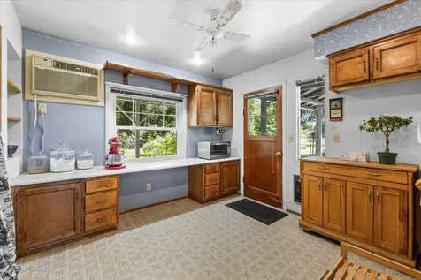 2368 Upper River Road Loop Grants Pass OR 97526