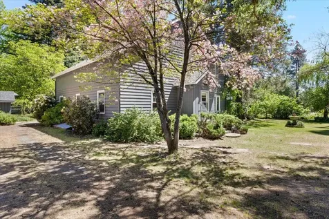 2368 Upper River Road Loop Grants Pass OR 97526
