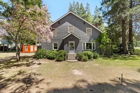 2368 Upper River Road Loop Grants Pass OR 97526