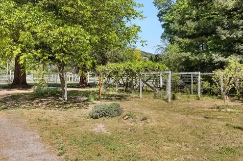 2368 Upper River Road Loop Grants Pass OR 97526