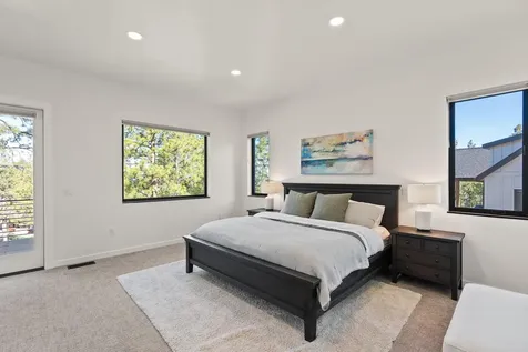 3039 NW Winslow Drive Bend OR 97703