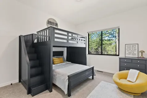3039 NW Winslow Drive Bend OR 97703
