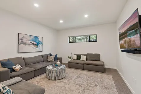 3039 NW Winslow Drive Bend OR 97703