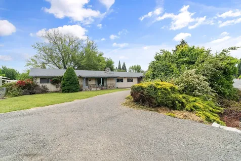 2237 Happy Valley Drive Medford OR 97501