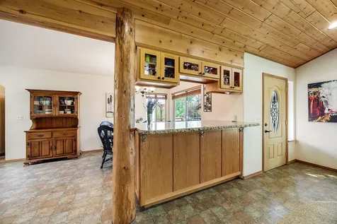 2575 E Evans Creek Road Rogue River OR 97537