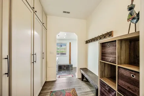 2575 E Evans Creek Road Rogue River OR 97537