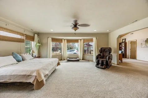 2575 E Evans Creek Road Rogue River OR 97537