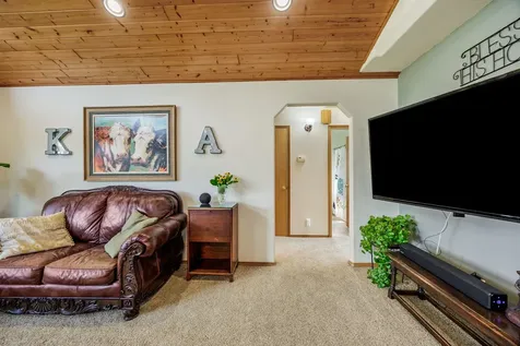 2575 E Evans Creek Road Rogue River OR 97537