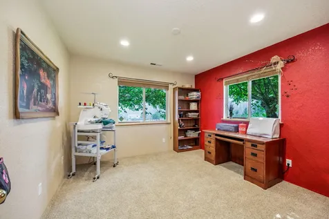 2575 E Evans Creek Road Rogue River OR 97537