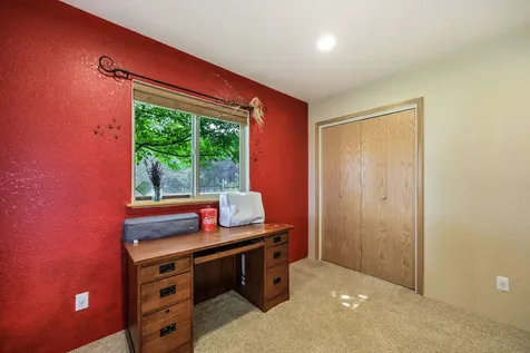 2575 E Evans Creek Road Rogue River OR 97537