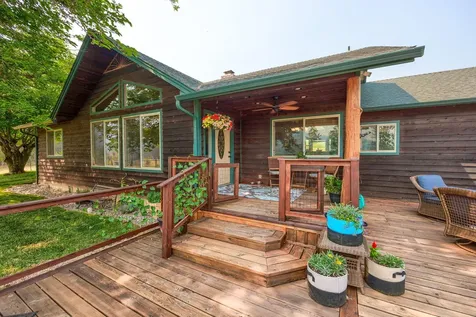 2575 E Evans Creek Road Rogue River OR 97537