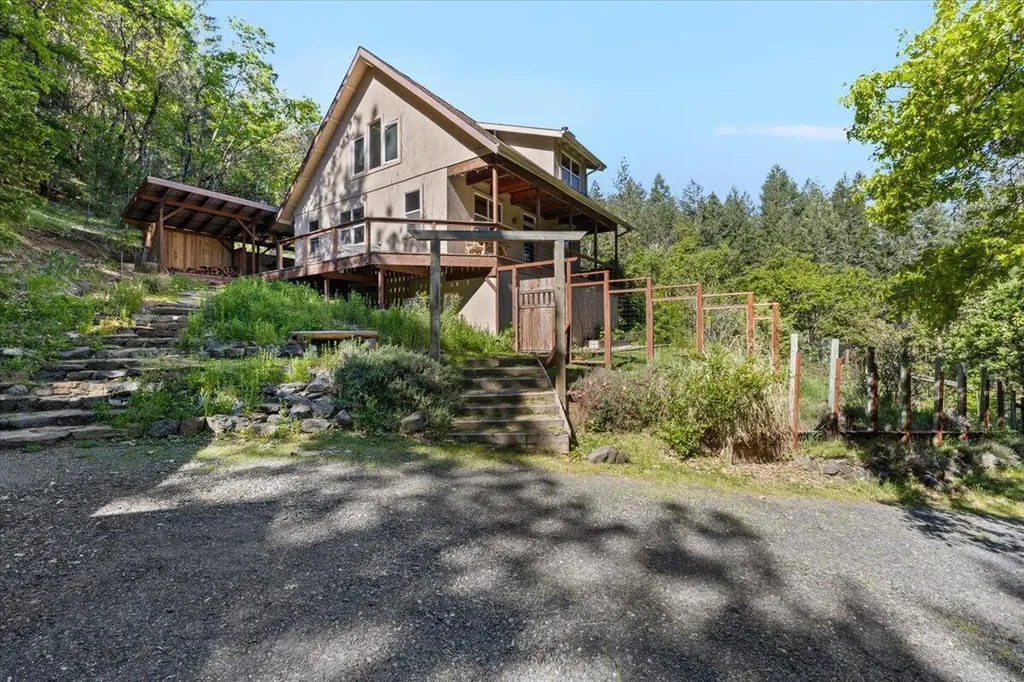 311 Left Fork Humbug Creek Road Applegate OR 97530