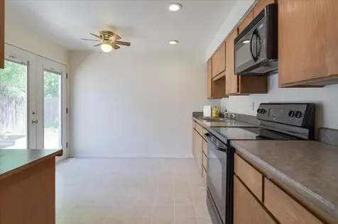 524 NW 9th Street Redmond OR 97756