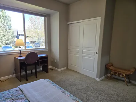1379 Highland View Loop Redmond OR 97756