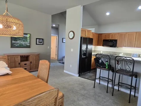 1379 Highland View Loop Redmond OR 97756