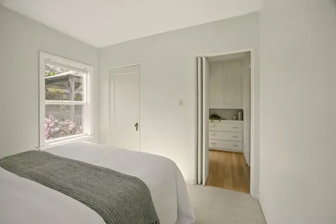 54 Gresham Street Ashland OR 97520