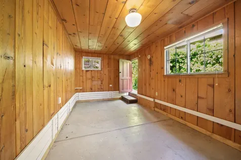 54 Gresham Street Ashland OR 97520