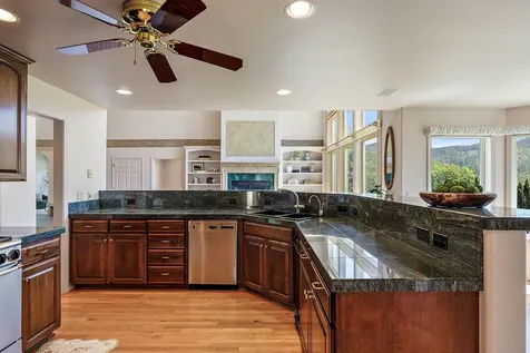 6430 Pine Ridge Drive Medford OR 97504