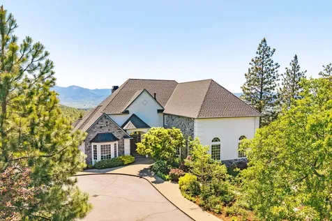 6430 Pine Ridge Drive Medford OR 97504