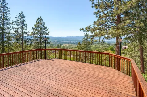 6430 Pine Ridge Drive Medford OR 97504