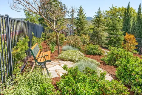 6430 Pine Ridge Drive Medford OR 97504