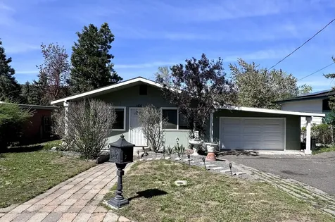 1436 Siskiyou Street Klamath Falls OR 97601