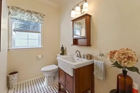 4192 NW 61st Street Redmond OR 97756